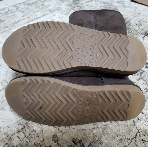 Classic Tall Ugg Boot in Chocolate - Picture 5 of 6